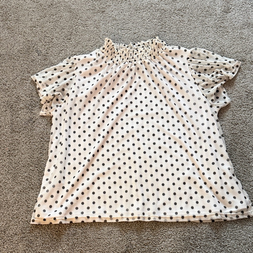 Chic White Polka Dot Women's Blouse